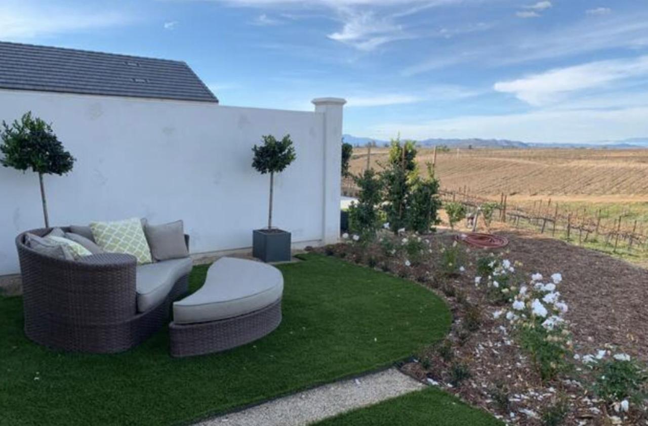 Domaine Chardonnay Bed & Breakfast *