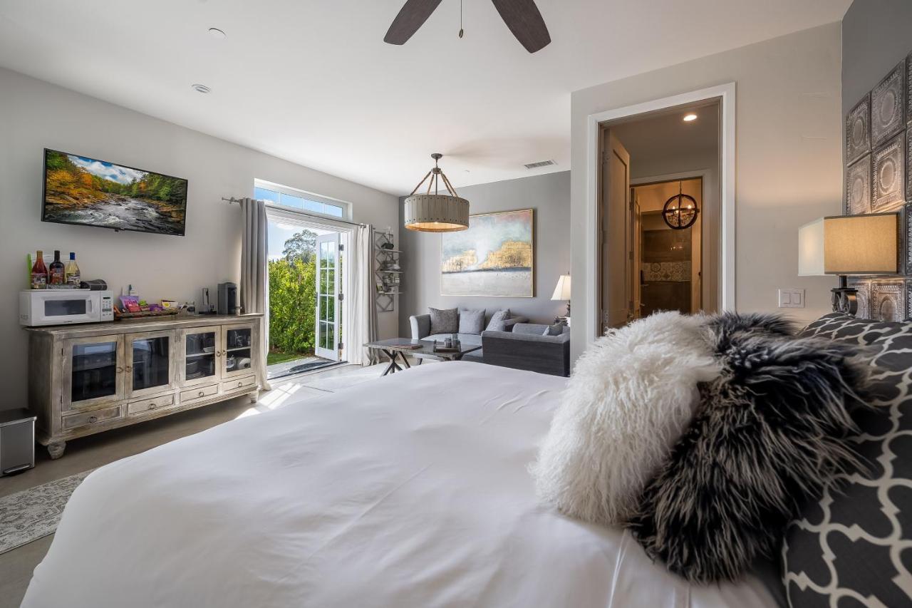 Domaine Chardonnay Bed & Breakfast *