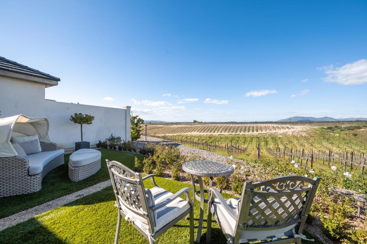 Domaine Chardonnay Bed & Breakfast *